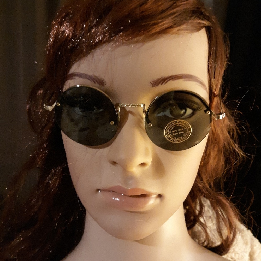 Round Metal Frame Sunglasses w/Black Plastic Brim